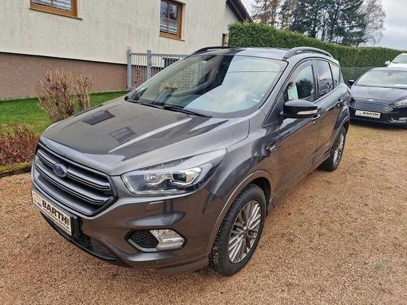 Gebraucht Ford Kuga ST-Line 150 PS (110 kW) 2019 Magneticgrau (metallic) (metallic) SUV