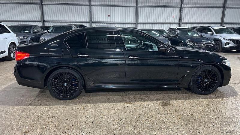 Gebraucht BMW 530e M Sport 184 PS (135 kW) 2018 Schwarz Limousine