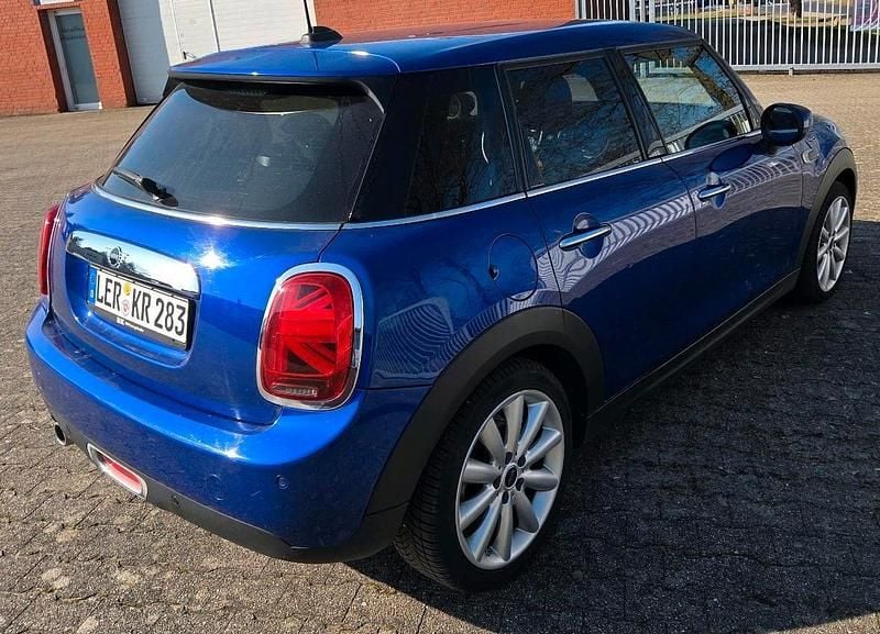 Gebraucht Mini Cooper 116 PS (85 kW) 2019 Blau Kleinwagen