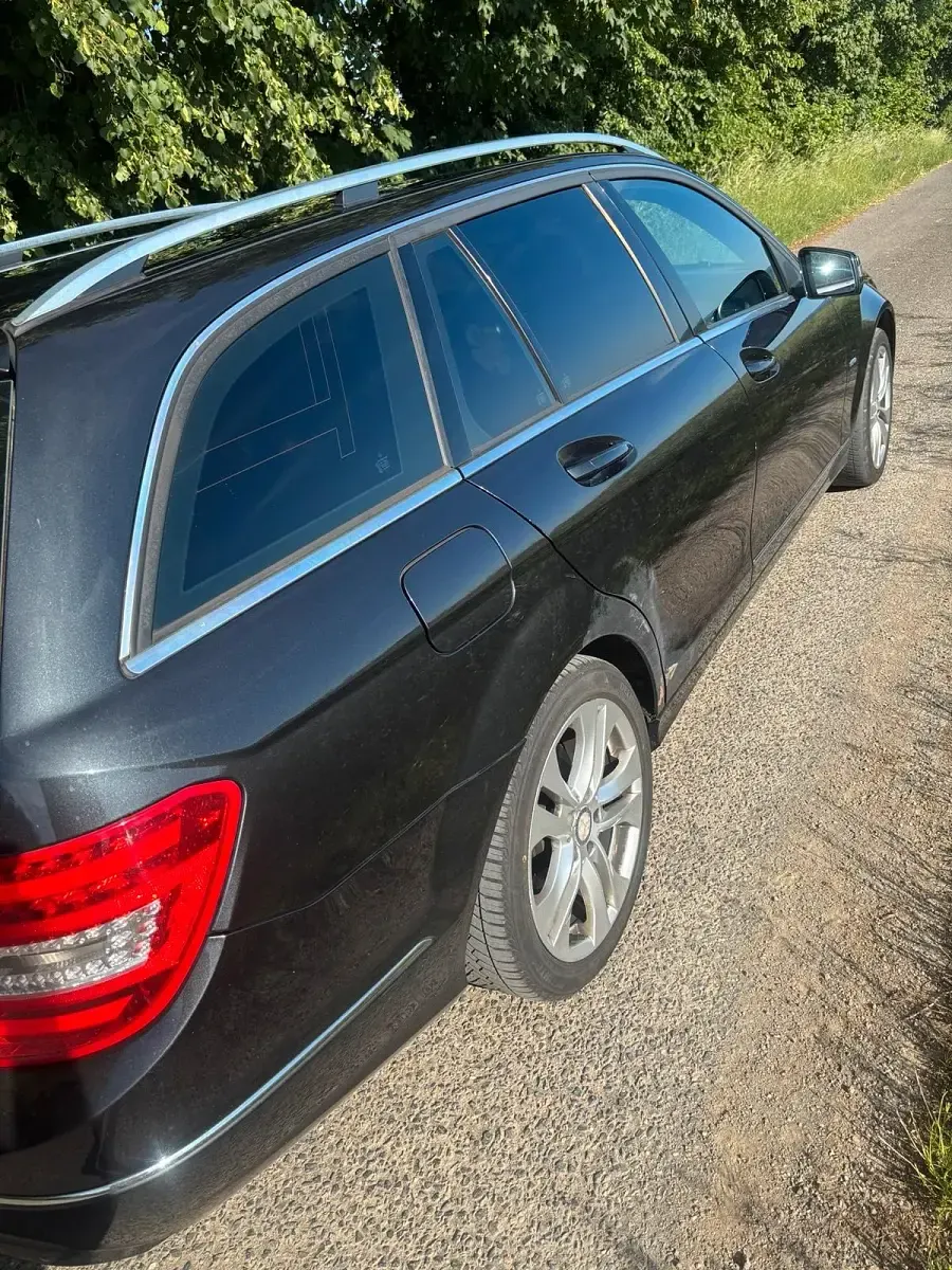 Usata Mercedes C220 AMG line 170 CV (125 kW) 2012 Nero Station wagon