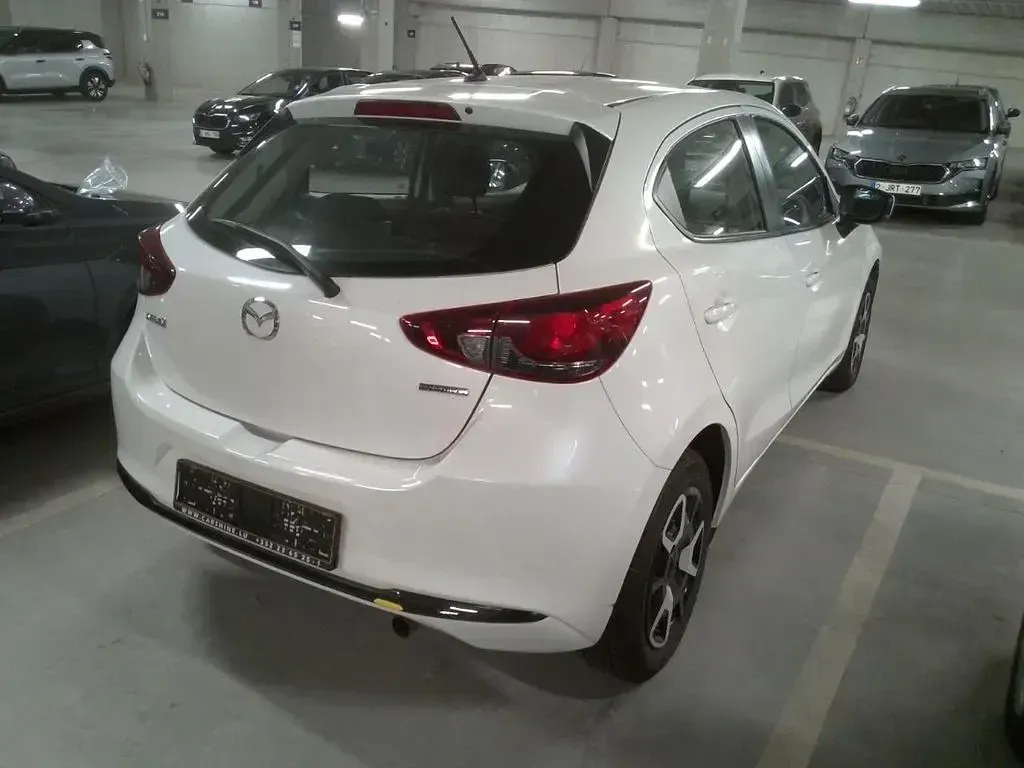 Gebraucht Mazda 2 Center-Line 75 PS (55 kW) 2023 Weiß Kleinwagen