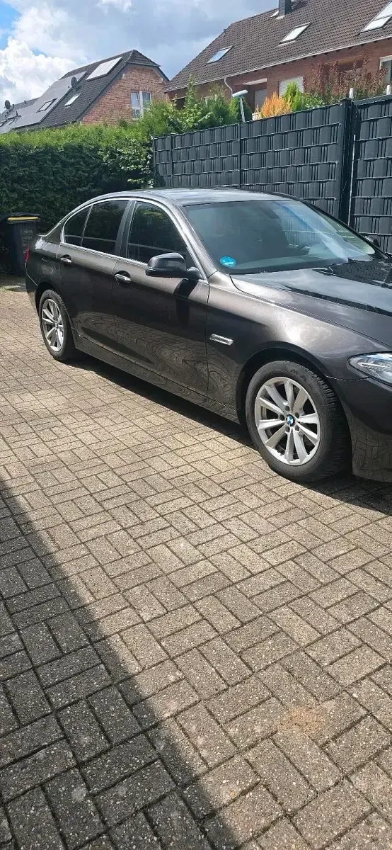 Gebraucht BMW 520 190 PS (139 kW) 2014 Schwarz Limousine