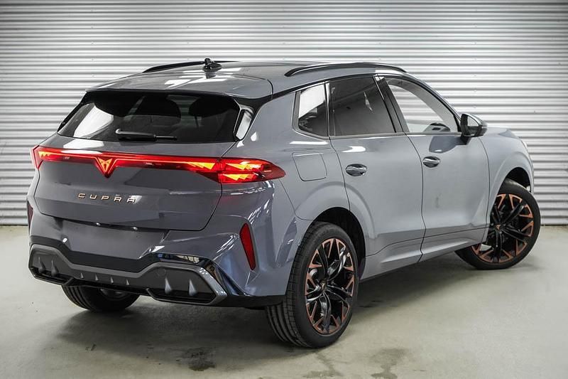 Neu Cupra Terramar VZ 265 PS (194 kW) 2025 Graphene grau metallic (r6) SUV