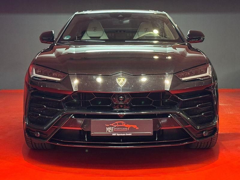 Second-hand Lamborghini Urus 650 CP (478 kW) 2020 Negru SUV