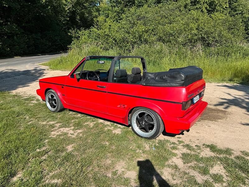 Rot Gebraucht 1992 VW Golf Cabriolet Sportline Cabrio | 11.999 € - Bild 1/4