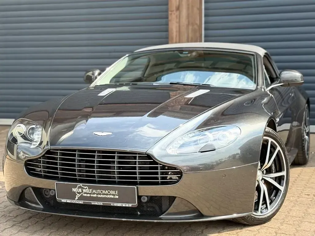 Gebraucht Aston Martin V8 Vantage 436 PS (320 kW) 2014 Grau Cabrio
