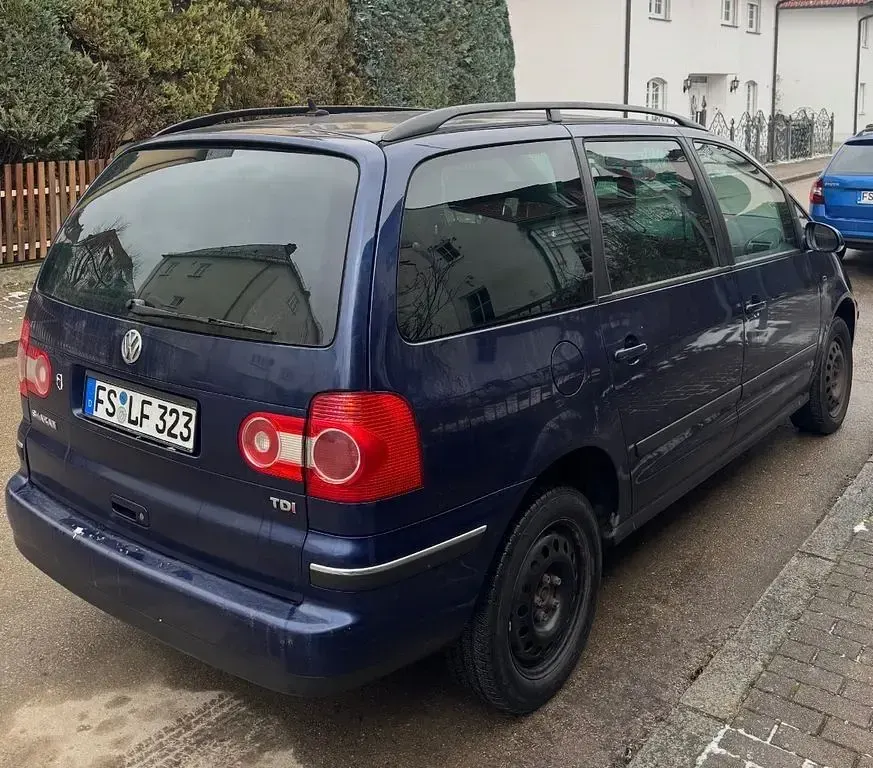 Gebraucht VW Sharan 116 PS (85 kW) 2005 Blau Van / Kleinbus