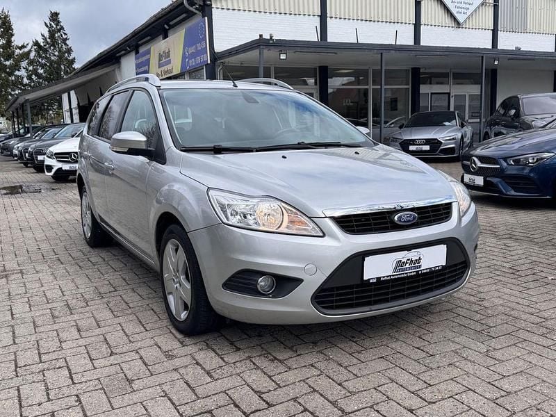 Second-hand Ford Focus Style 101 CP (74 kW) 2008 Argintiu Berlinǎ
