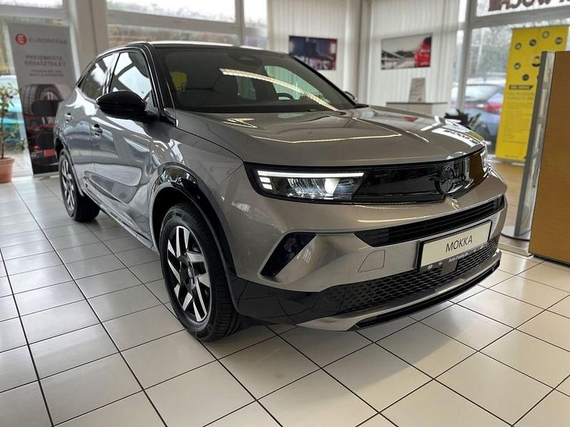 Neu Opel Mokka 131 PS (96 kW) 2026 Grau SUV