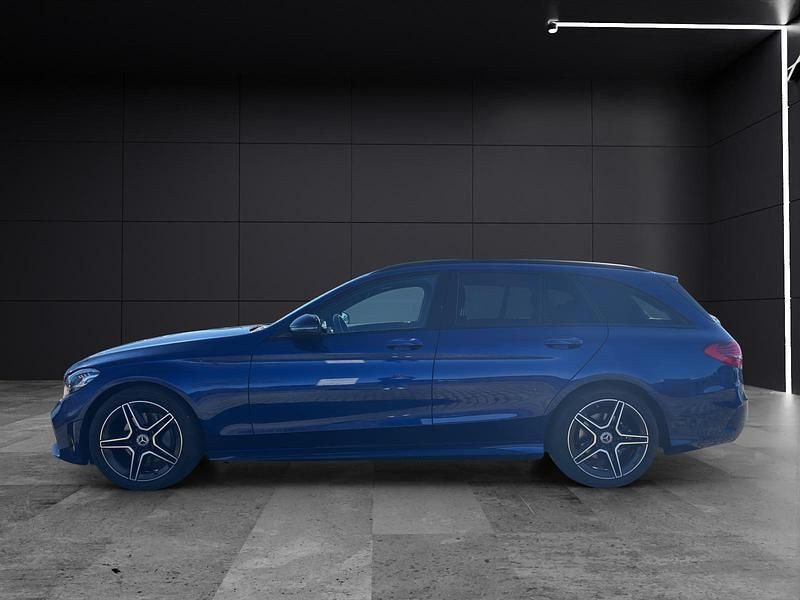 Gebraucht Mercedes 220 194 PS (142 kW) 2020 Blau metallicblau metallic Kombi