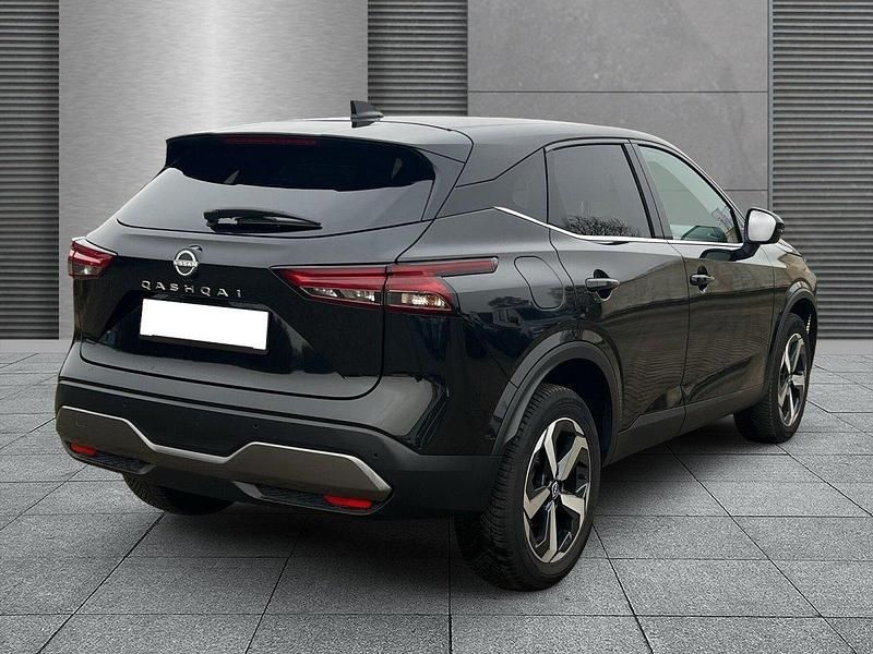 Gebraucht Nissan Qashqai 360º 158 PS (116 kW) 2024 Pearlblack SUV