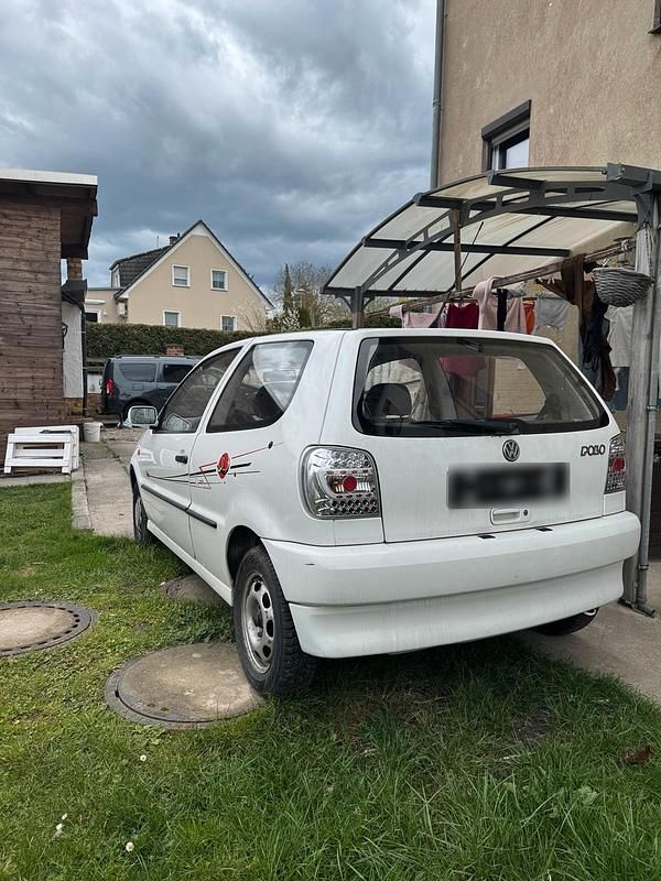 Gebraucht VW Polo 50 PS (36 kW) 1997 Weiß Kleinwagen