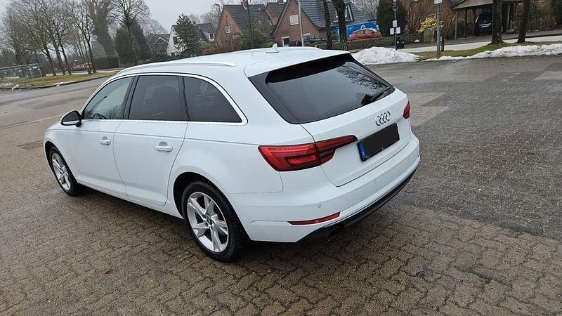 Gebraucht Audi A4 Sport 190 PS (139 kW) 2016 Weiß Kombi