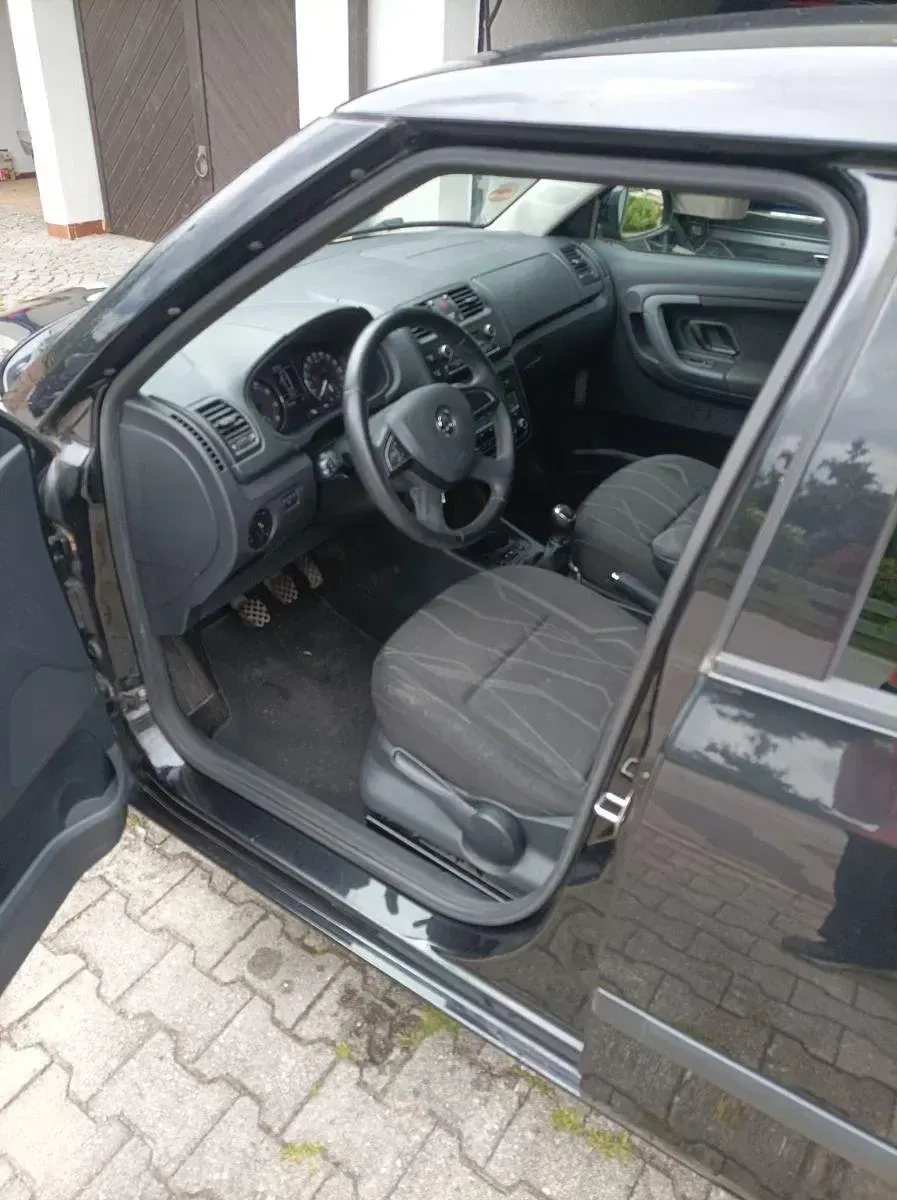 Gebraucht Skoda Fabia Elegance 86 PS (63 kW) 2013 Schwarz Kleinwagen