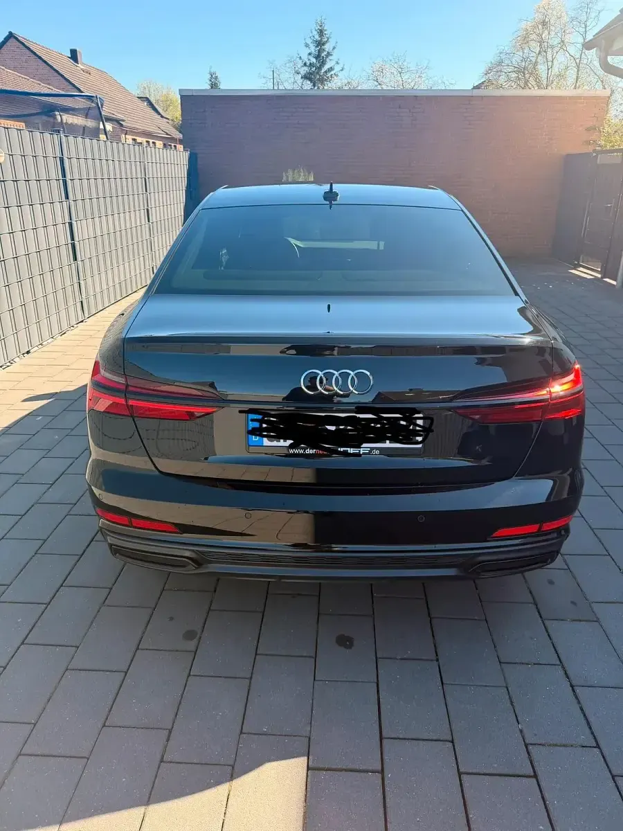 Gebraucht Audi A6 Black Edition 163 PS (119 kW) 2023 Schwarz Limousine