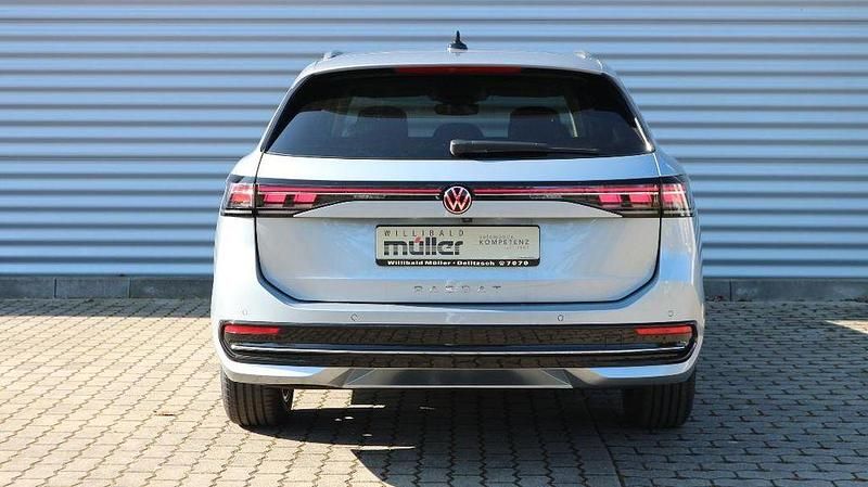 Neu VW Passat Elegance 150 PS (110 kW) 2025 Silber Kombi