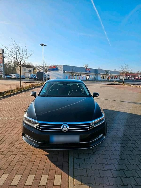 Gebraucht VW Passat Highline 220 PS (161 kW) 2016 Schwarz Limousine
