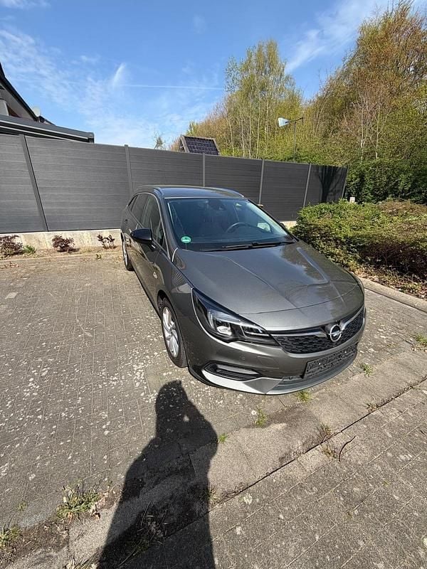 Gebraucht Opel Astra 145 PS (106 kW) 2021 Grau Kombi