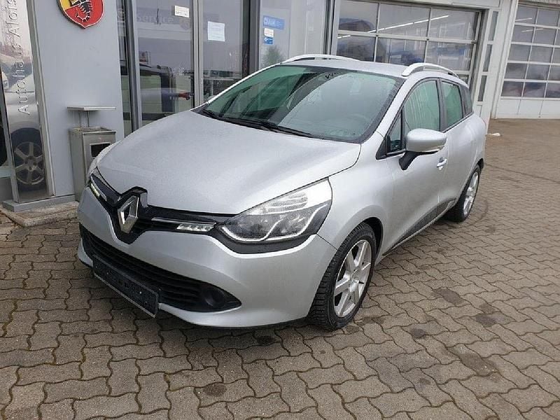 Silber Gebraucht 2015 Renault Clio IV Dynamique Limousine | 5.980 € (Superpreis) - Bild 1/4