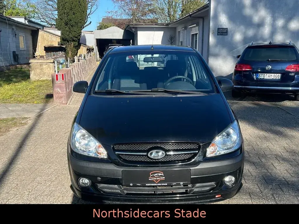 Gebraucht Hyundai Getz Basis 67 PS (49 kW) 2008 Schwarz Kleinwagen