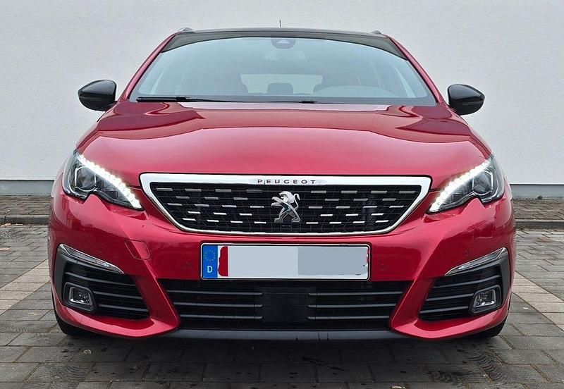 Gebraucht Peugeot 308 GT 177 PS (130 kW) 2018 Rot Kombi