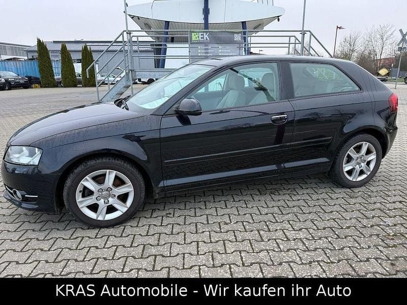 Gebraucht Audi A3 Attraction 125 PS (91 kW) 2010 Schwarz Kleinwagen