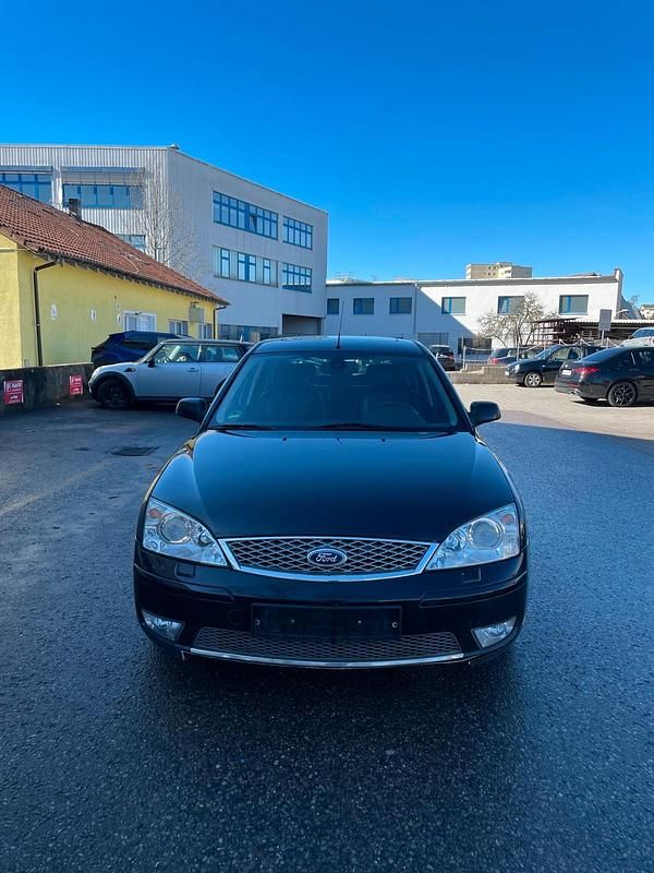 Gebraucht Ford Mondeo 145 PS (106 kW) 2005 Schwarz Limousine
