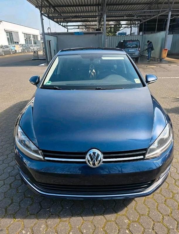 Gebraucht VW Golf LOUNGE 125 PS (91 kW) 2015 Blau Coupé
