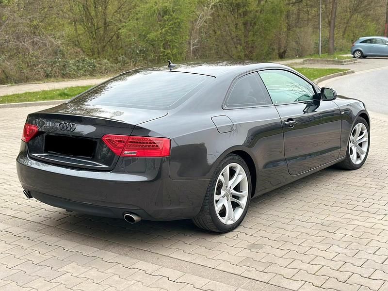 Gebraucht Audi A5 S-Line 245 PS (180 kW) 2013 Grau Coupé