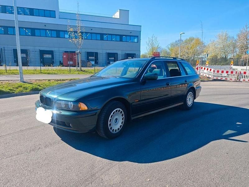 Gebraucht BMW 525 Sport Line 193 PS (141 kW) 2003 Grün Kombi