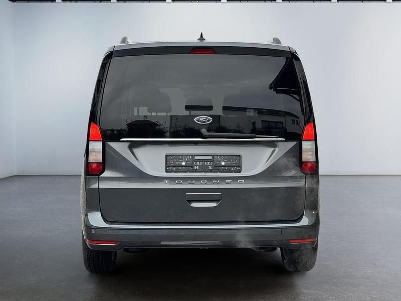 Neu Ford Tourneo Connect Titanium 122 PS (89 kW) 2026 Other Van / Kleinbus