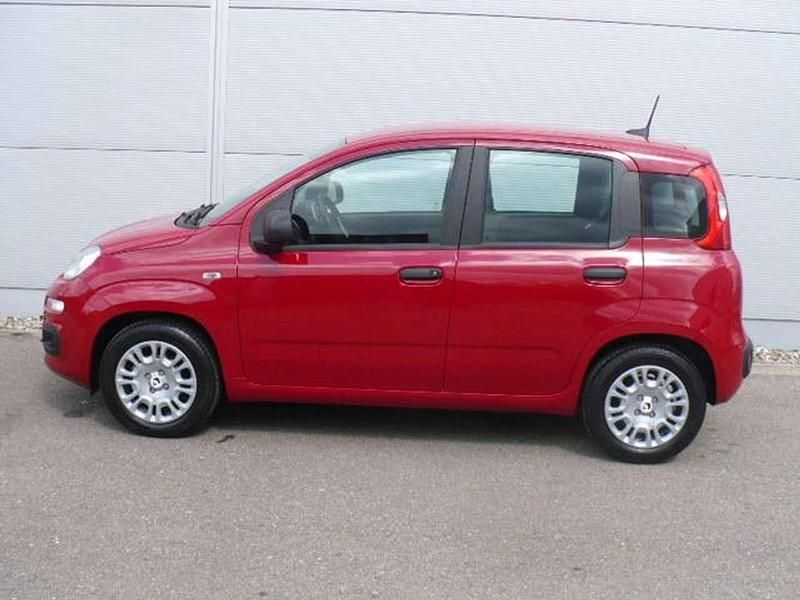 Neu Fiat Panda 69 PS (50 kW) 2025 Rot Kleinwagen