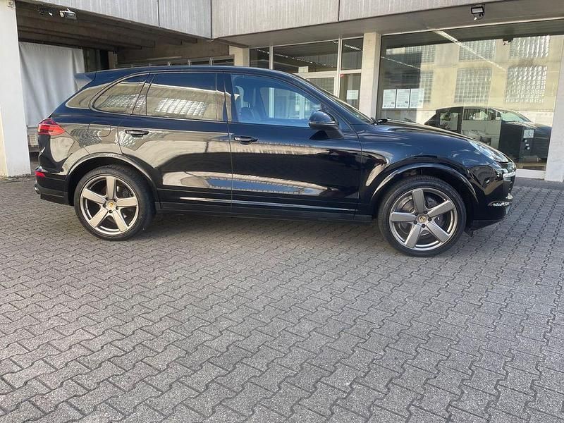 Gebraucht Porsche Cayenne 262 PS (192 kW) 2016 Schwarz SUV
