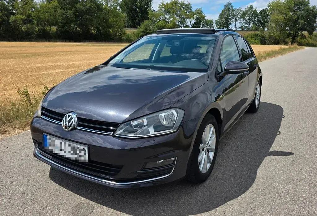 Gebraucht VW Golf VII LOUNGE 125 PS (91 kW) 2015 Grau Limousine