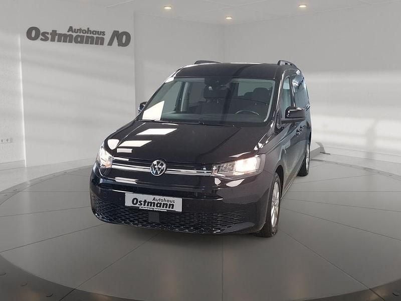 Gebraucht VW Caddy Maxi Life 122 PS (89 kW) 2023 Deep black perleffekt Van / Kleinbus