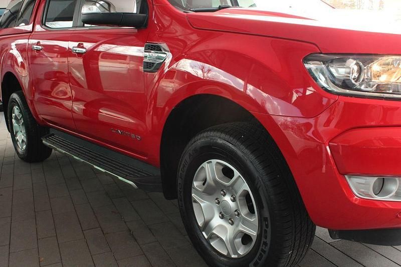 Gebraucht Ford Ranger Limited 200 PS (147 kW) 2019 Rot Pickup