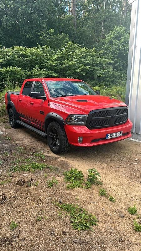 Rot Gebraucht 2016 Dodge Ram Abholung | 27.500 € (Superpreis) - Bild 1/4
