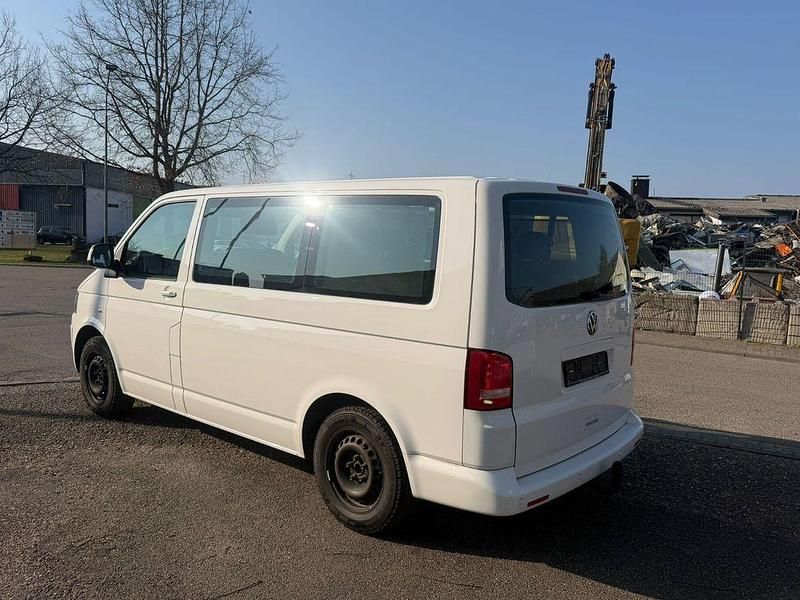Gebraucht VW T5 140 PS (102 kW) 2010 Weiß Van