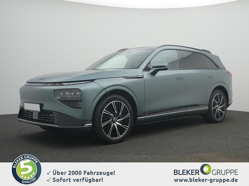 Second-hand XPENG G9 422 kW (575 CP) 2026 Verde SUV