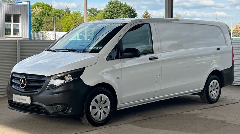 Arktikweiß Gebraucht 2019 Mercedes Vito Van / Kleinbus | 23.499 € (Fairer Preis) - Bild 1/4
