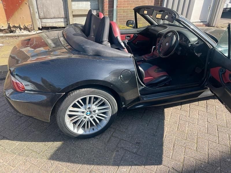 Gebraucht BMW Z3 170 PS (125 kW) 2001 Schwarz Cabrio