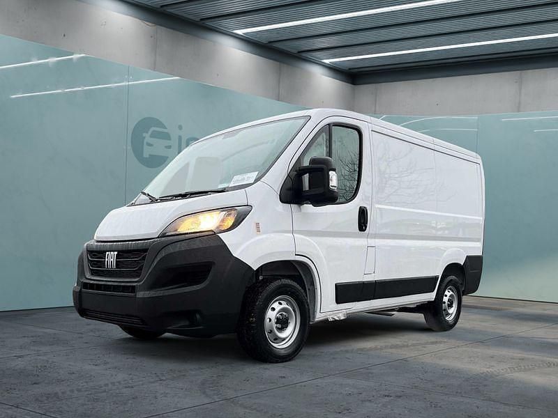 Weiß Gebraucht 2024 Fiat Ducato Van | 28.899 € (Guter Preis) - Bild 1/4