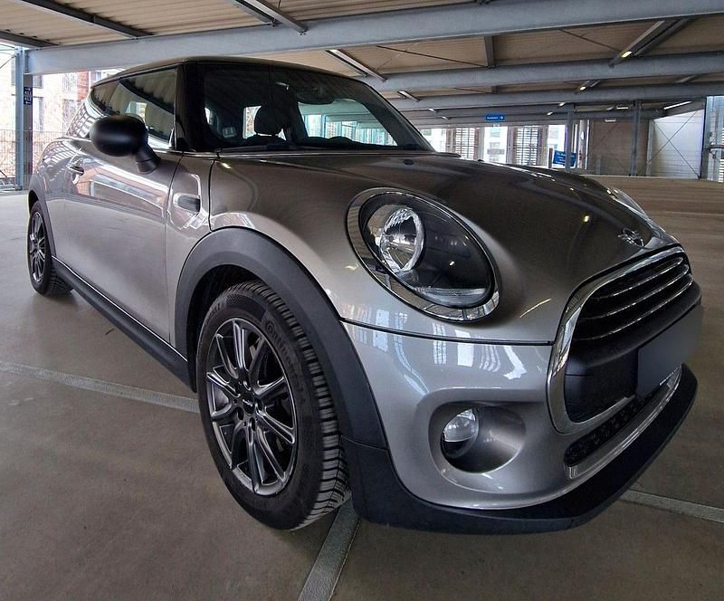 Gebraucht Mini ONE 102 PS (75 kW) 2019 Grau Kleinwagen