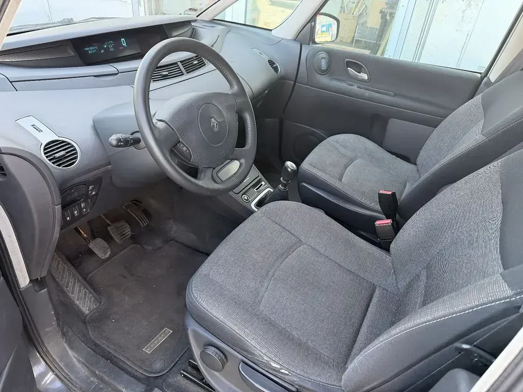 Gebraucht Renault Grand Espace 150 PS (110 kW) 2010 Grau Van / Kleinbus