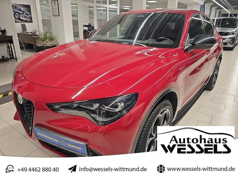 Rot Gebraucht 2024 Alfa Romeo Stelvio Premium SUV | 37.950 € (Guter Preis) - Bild 1/4