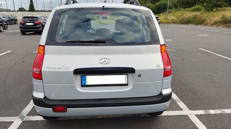 Gebraucht Hyundai Matrix GLS 103 PS (75 kW) 2003 Silber Van / Kleinbus