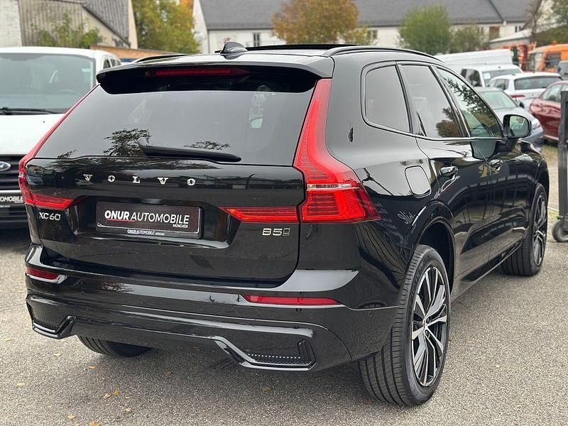 Gebraucht Volvo XC60 Ultimate 250 PS (183 kW) 2022 Schwarz SUV