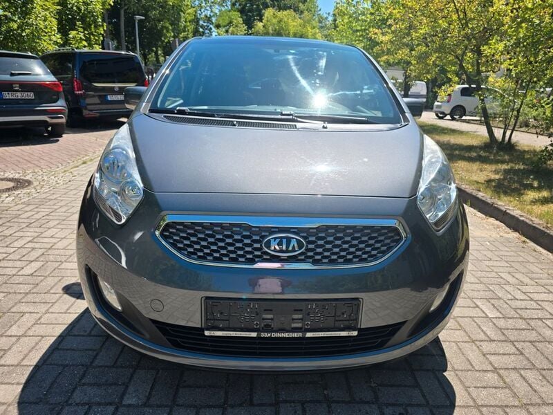Grau Gebraucht 2011 Kia Venga Kleinwagen | 7.699 € (Fairer Preis) - Bild 1/4
