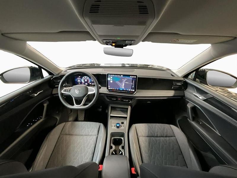 Gebraucht VW Tiguan Design 150 PS (110 kW) 2025 Schwarz SUV