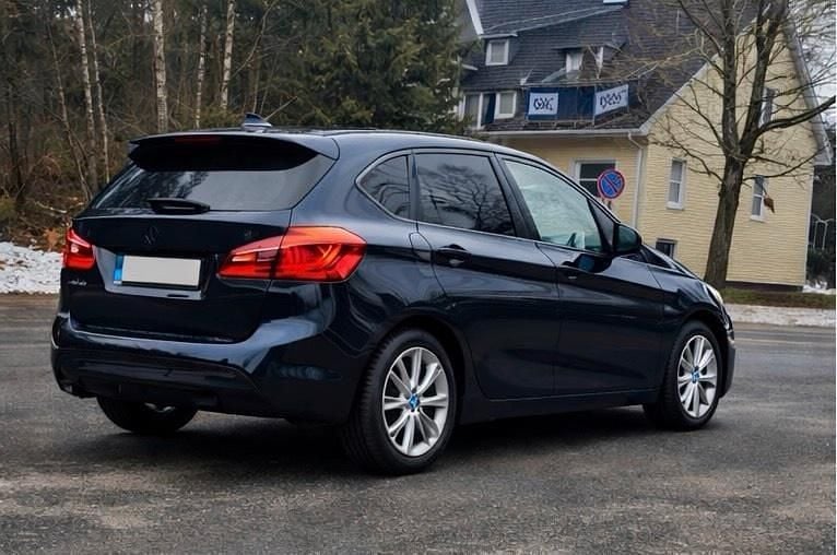 Gebraucht BMW 218 150 PS (110 kW) 2015 Blau Kombi